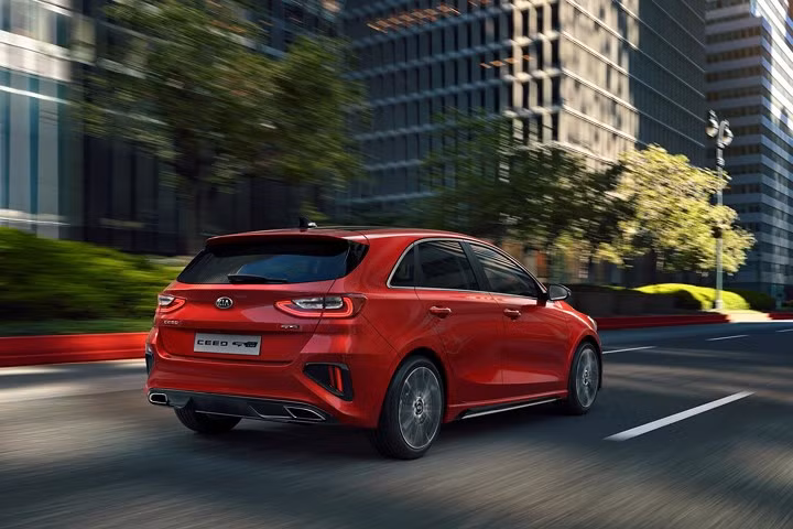 Hình ảnh chi tiết Kia Ceed GT - Line phiên bản châu Âu