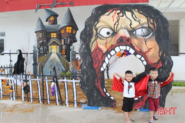 “Vượt qua nỗi sợ hãi” - thông điệp từ lễ hội Halloween iSchool Hà Tĩnh