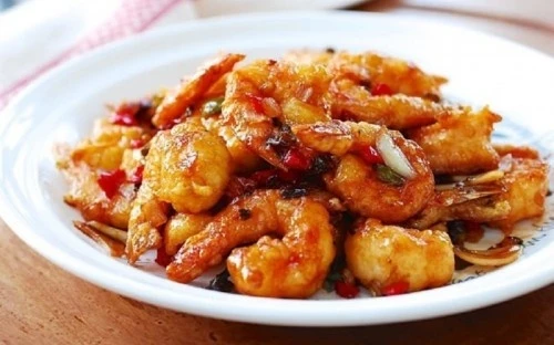 Tôm rim cay kích thích vị giác cho cả nhà