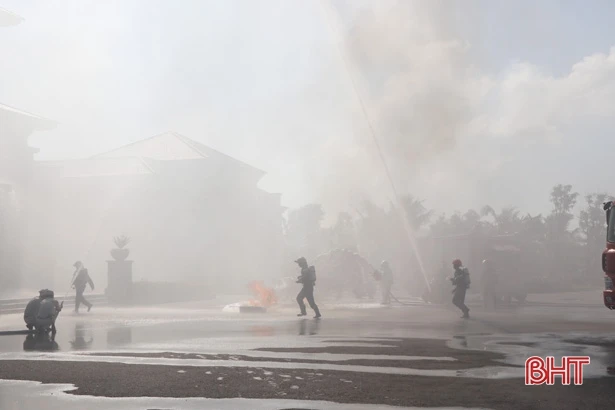 Diễn tập cứu hỏa tại khu nghỉ dưỡng cao cấp nhất Hà Tĩnh