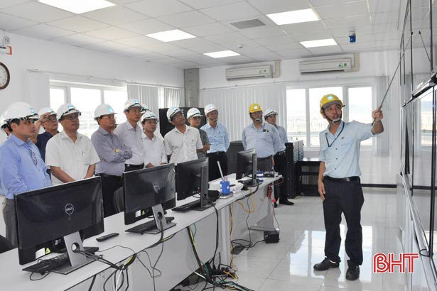 Đoàn công tác tỉnh Quảng Bình tham quan Khu Kinh tế Vũng Áng