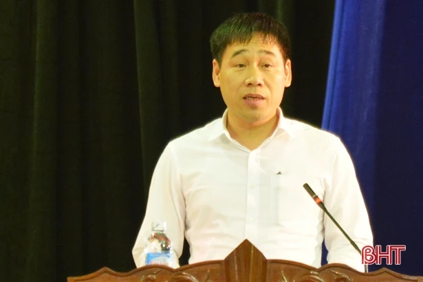 Bế giảng lớp bồi dưỡng ủy viên và dự nguồn BCH Đảng bộ Hà Tĩnh