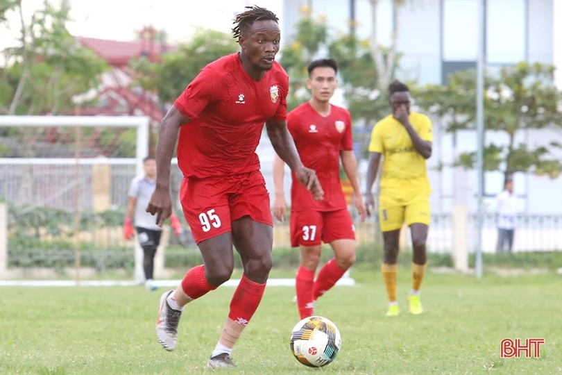 Khán giả tin đội nhà Hồng Lĩnh Hà Tĩnh sẽ đánh bại Fico Tây Ninh