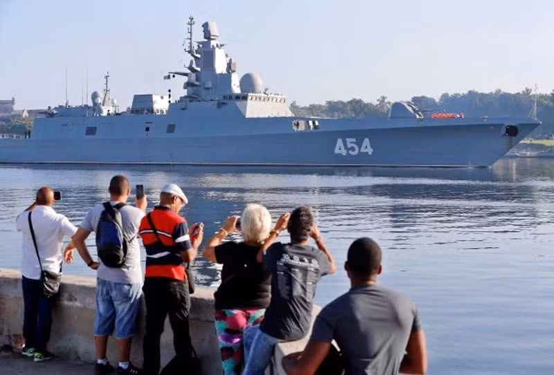 Mỹ cân nhắc chuyển kho vũ khí tới sát sườn Nga