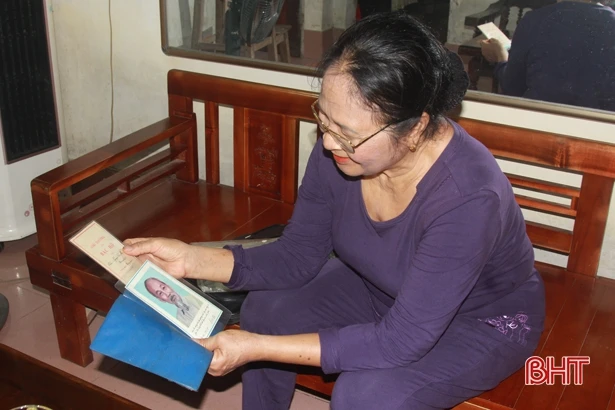 Người dân Hà Tĩnh tưởng nhớ Bác Hồ dịp 130 năm ngày sinh của Người