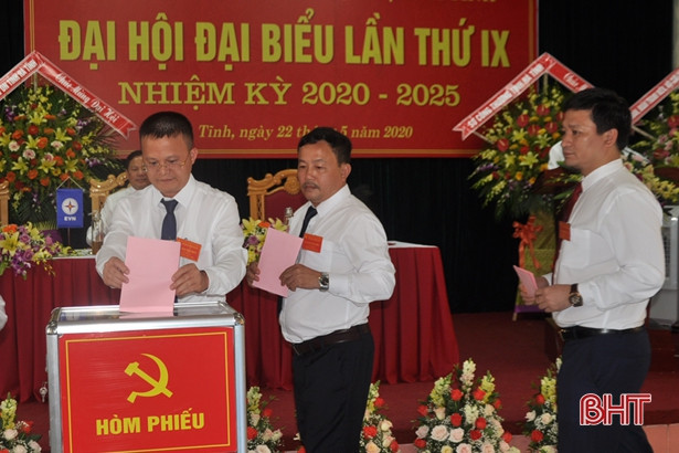 Điện lực Hà Tĩnh phấn đấu điện thương phẩm đạt 1.885,37 triệu kWh