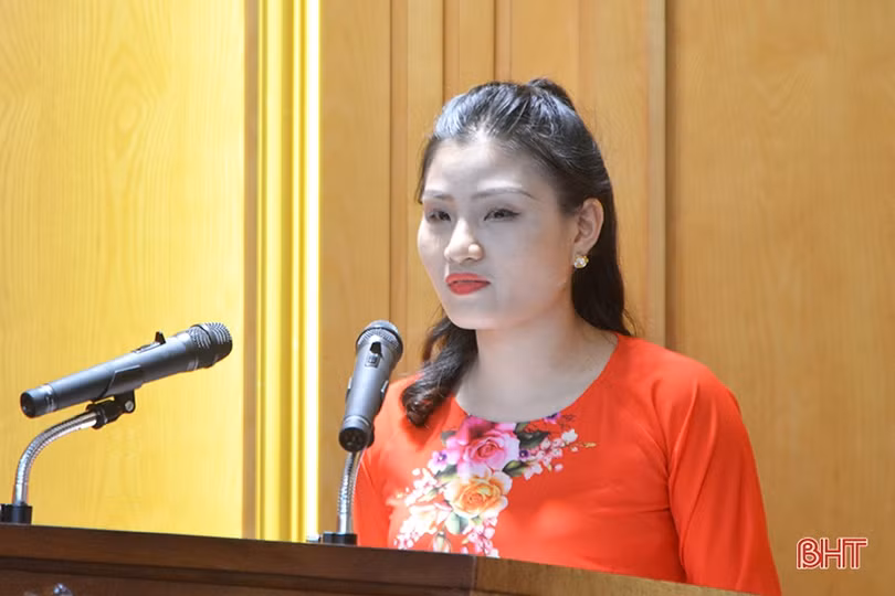 Hà Tĩnh trao 21 giải thưởng sáng tác, quảng bá về chủ đề học tập và làm theo Bác Hồ