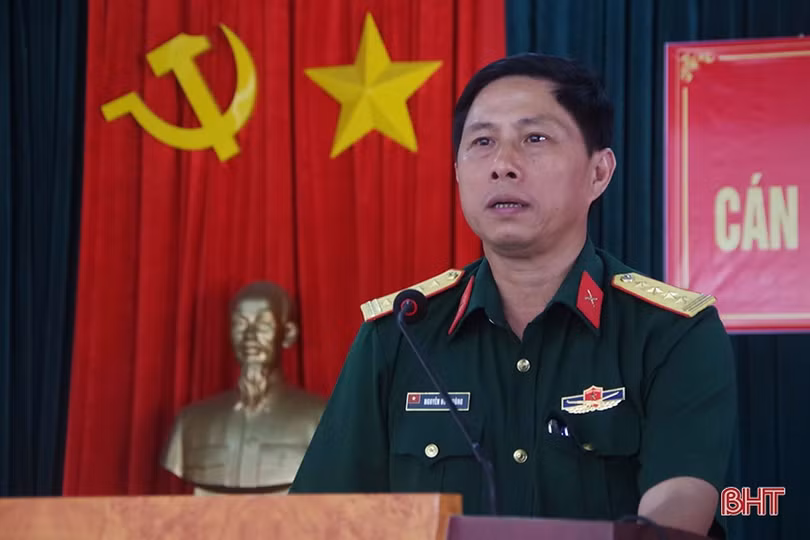 Kiểm tra nhiệm vụ quân sự, quốc phòng tại các cơ quan, đơn vị