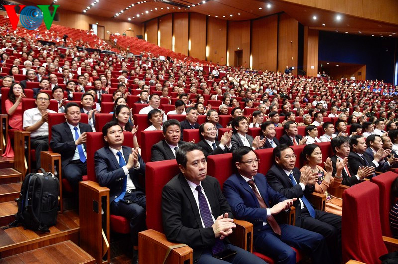 toàn văn phát biểu của tổng bí thư, chủ tịch nước tại lễ kỷ niệm 130 năm ngày sinh chủ tịch hồ chí minh hình 2 Làm theo chỉ dẫn của Bác để quét sạch chủ nghĩa cá nhân, làm trong sạch Đảng