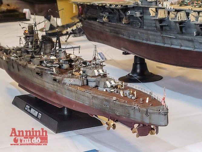 Choáng ngợp những khí tài quân sự do người đam mê mô hình ở Hà Nội lắp ráp, chế tạo