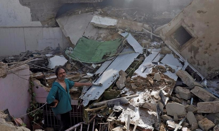 Tìm thấy hộp đen máy bay Pakistan