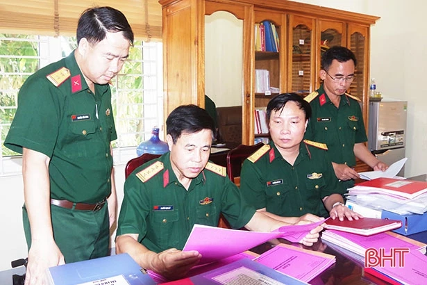 Kiểm tra nhiệm vụ quân sự, quốc phòng tại các cơ quan, đơn vị