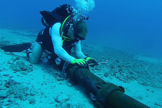 Hai tuyến cáp quang biển gặp sự cố cùng lúc, khiến tốc độ Internet đi quốc tế bị ảnh hưởng. Ảnh minh hoạ. Thêm một tuyến cáp quang gặp sự cố, ảnh hưởng Internet Việt Nam ra quốc tế