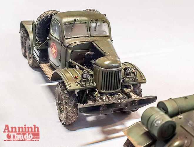 Choáng ngợp những khí tài quân sự do người đam mê mô hình ở Hà Nội lắp ráp, chế tạo