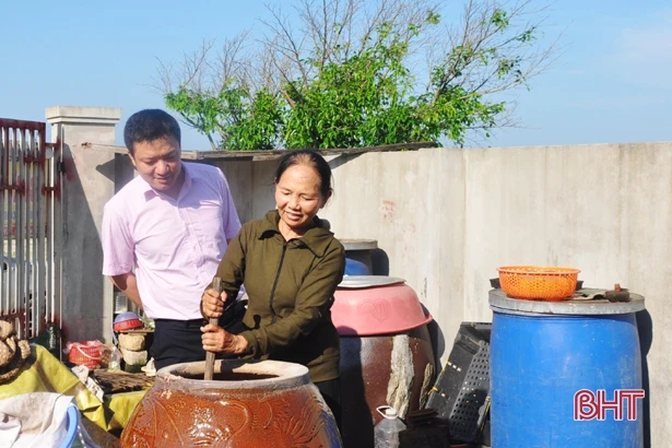 Ngân hàng hỗ trợ cơ sở chế biến thủy hải sản Lộc Hà “vượt dịch Covid-19