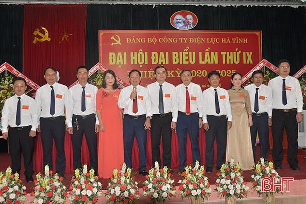 Điện lực Hà Tĩnh phấn đấu điện thương phẩm đạt 1.885,37 triệu kWh