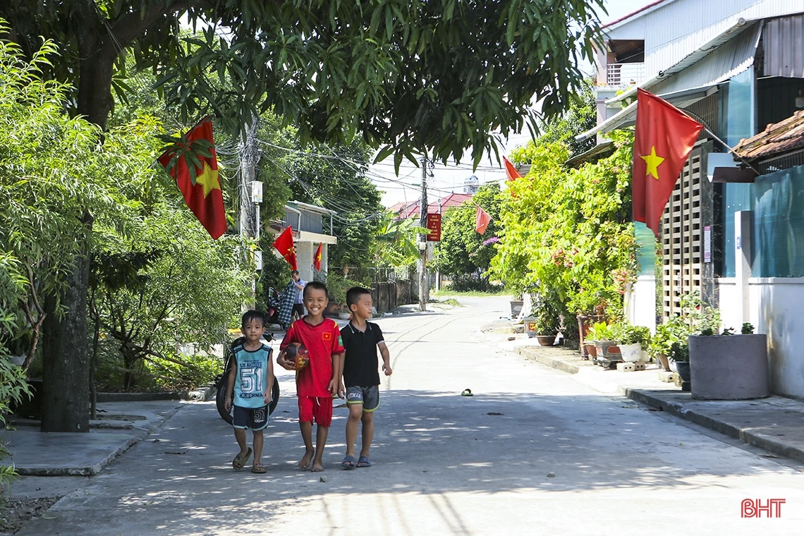 Hà Tĩnh rực rỡ sắc cờ đón mừng Quốc khánh 2/9