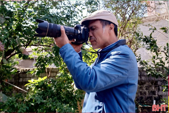 Người họa sĩ miệt mài đi tìm... khoảnh khắc đẹp