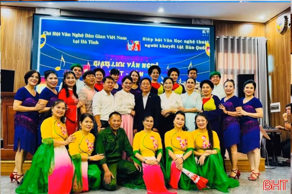 Nhịp cầu kết nối tình yêu ví, giặm 