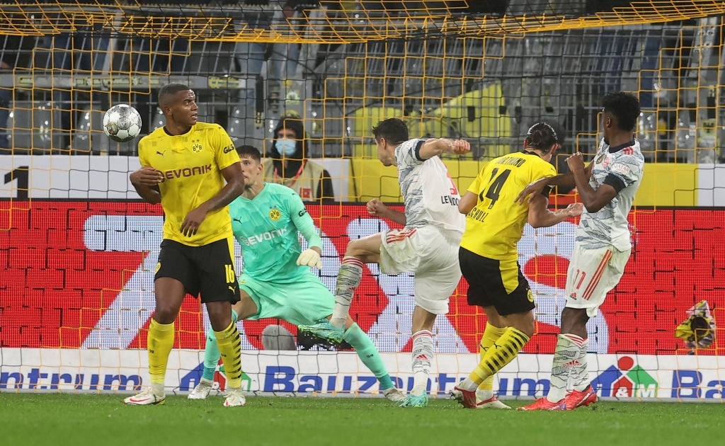 Lewandowski giúp Bayern thắng Dortmund ở trận tranh Siêu cúp Đức