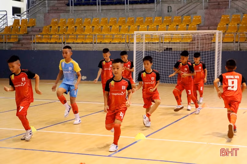 Khởi tranh Giải Bóng đá thiếu niên, nhi đồng toàn tỉnh Hà Tĩnh năm 2020