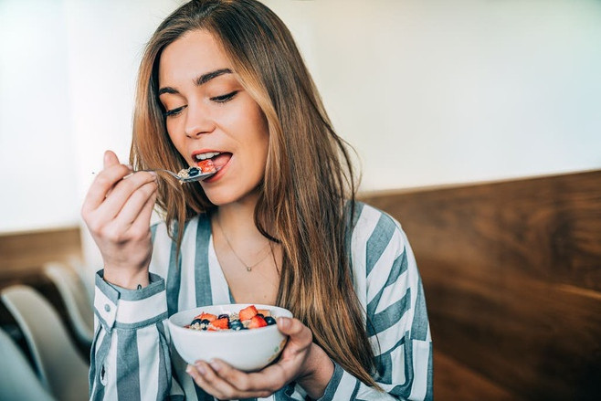 nhịn ăn sáng giảm cân ảnh 1 Có nên nhịn bữa sáng để giảm cân?