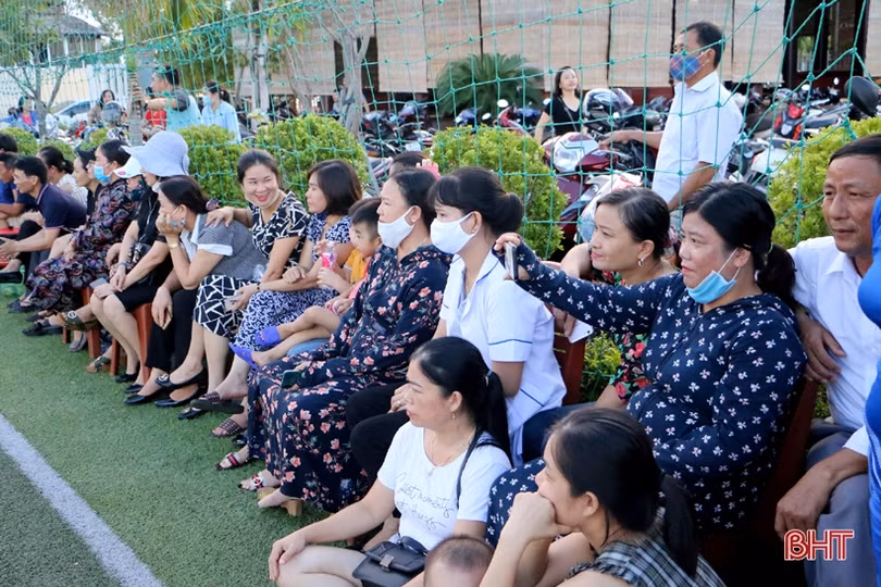 Khởi tranh Giải Bóng đá nữ thành phố Hà Tĩnh