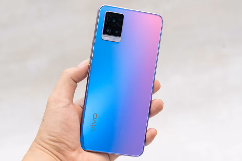 6 smartphone đáng chú ý bán trong tháng 10