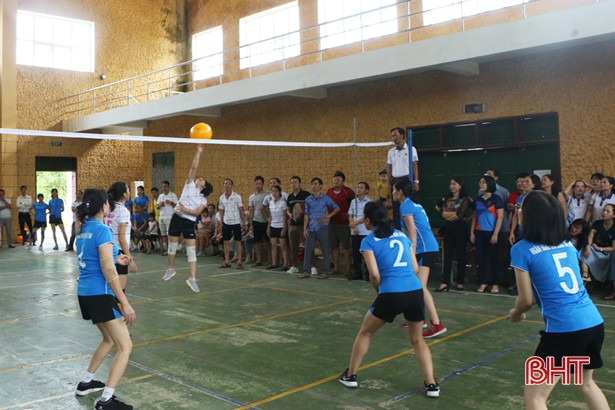 20 đội tranh tài tại Hội thao ngành ngân hàng Hà Tĩnh