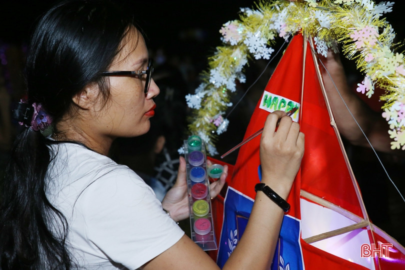 Đẹp mắt những mâm cỗ trung thu trong “Mùa trăng sum vầy” Trường Albert Einstein