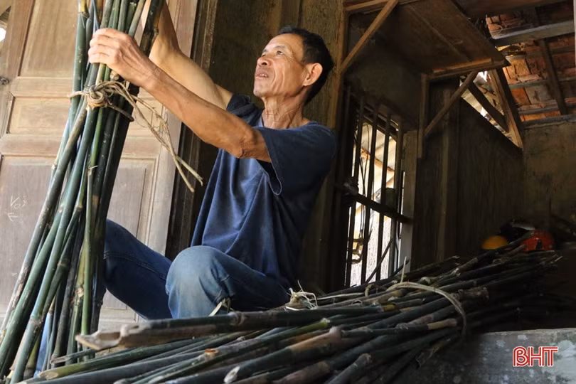 Hơn 40 năm giữ nghề đan kiềng ở Hà Tĩnh