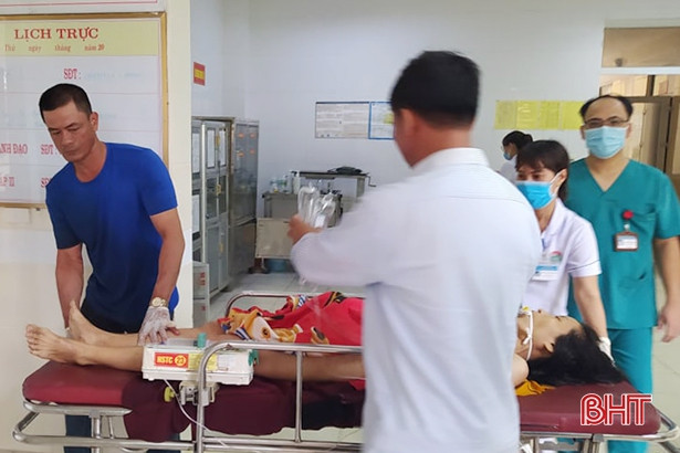 Trao thưởng các lực lượng phá vụ án mạng gây xôn xao dư luận ở TP Hà Tĩnh ảnh 7 Trao thưởng các lực lượng phá vụ án mạng gây xôn xao dư luận ở TP Hà Tĩnh