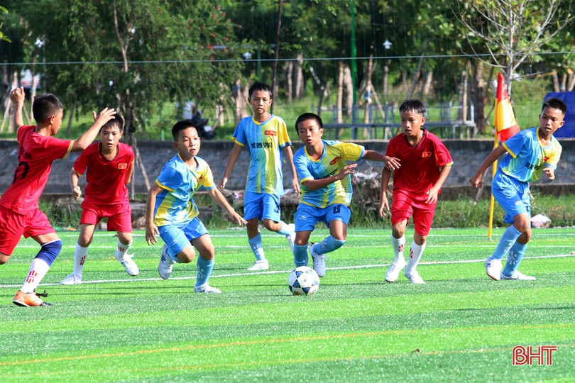 Khởi tranh Giải Bóng đá thiếu niên, nhi đồng toàn tỉnh Hà Tĩnh năm 2020