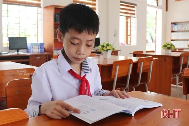 “Hoa thơm” trên vùng đất học Hà Tĩnh