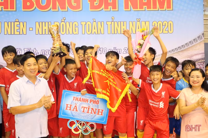 Giải Bóng đá Thiếu niên - Nhi đồng toàn tỉnh năm 2020 thành công tốt đẹp