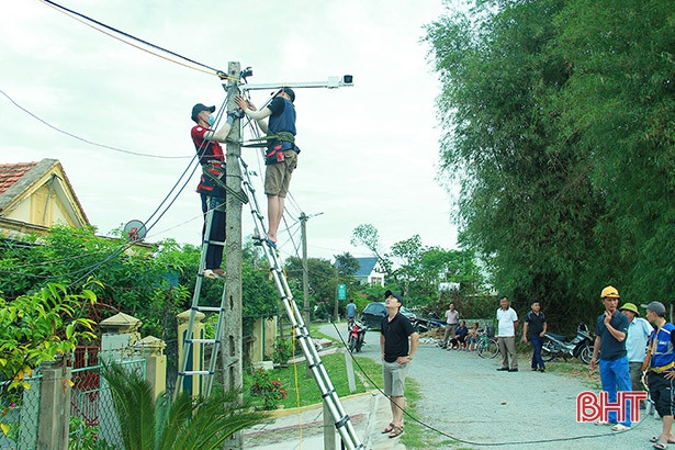 Lắp camera giám sát an ninh ở xã ven biển Hà Tĩnh
