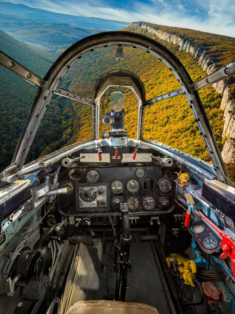 Hình ảnh bên trong buồng lái những chiếc máy bay huyền thoại của Liên Xô