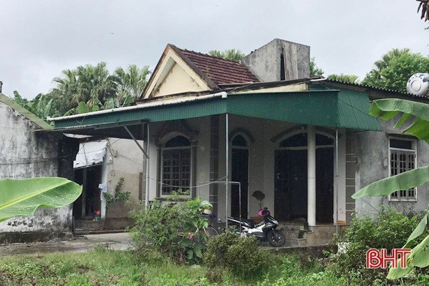 Hà Tĩnh: Nghi án con rể đâm mẹ vợ và 2 chị vợ thương vong