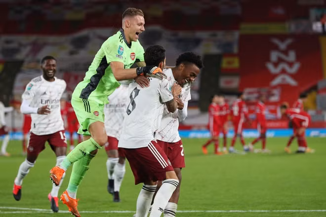Arsenal lại thắng Liverpool trên chấm luân lưu