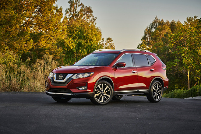 Nissan X-Trail được giảm giá “sập sàn” gần trăm triệu đồng