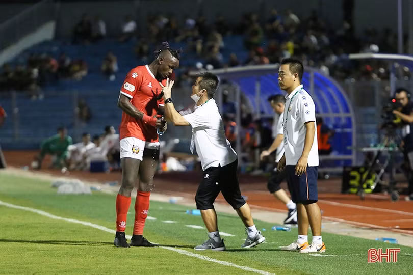 Hồng Lĩnh Hà Tĩnh lọt top 8: Kết quả xứng đáng cho niềm tin vào sức trẻ