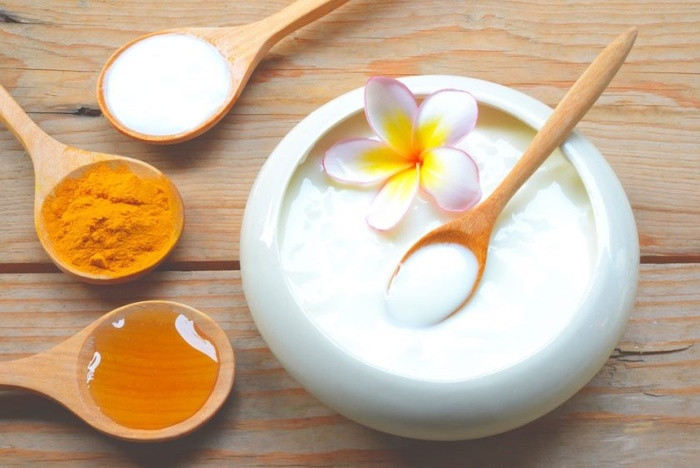 Mặt chi chít mụn cũng sáng bóng, láng mịn nhờ 6 công thức mặt nạ siêu hot