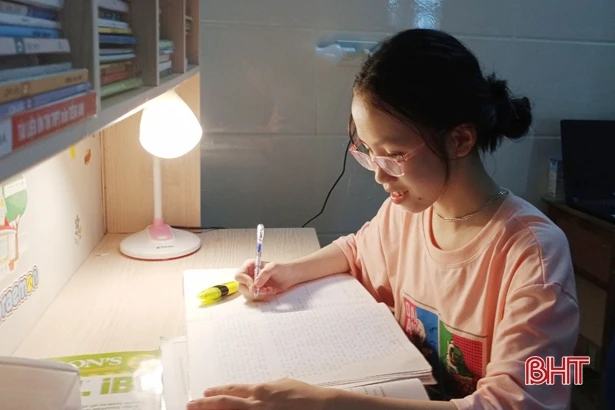 “Hoa thơm” trên vùng đất học Hà Tĩnh