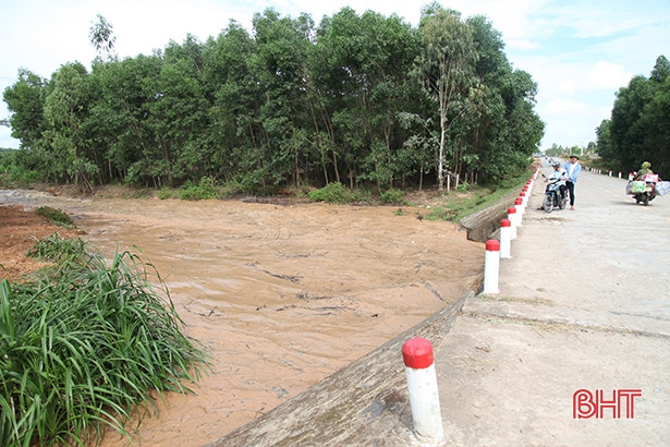 Xả 4 triệu m<sup>3</sup> nước, hồ Bộc Nguyên an toàn hơn trước mùa mưa lũ