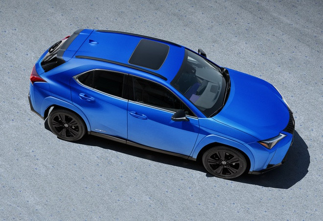 Lexus ra mắt phiên bản UX Black Line 2021, chỉ sản xuất 1.000 chiếc
