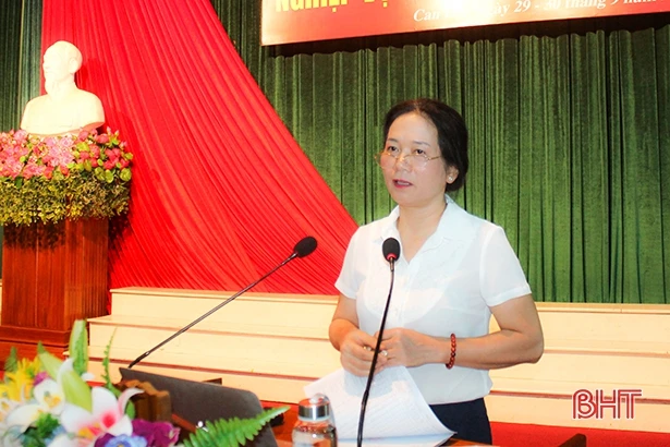 Hơn 400 bí thư chi bộ, cấp ủy viên cơ sở ở Can Lộc được bồi dưỡng nghiệp vụ công tác Đảng