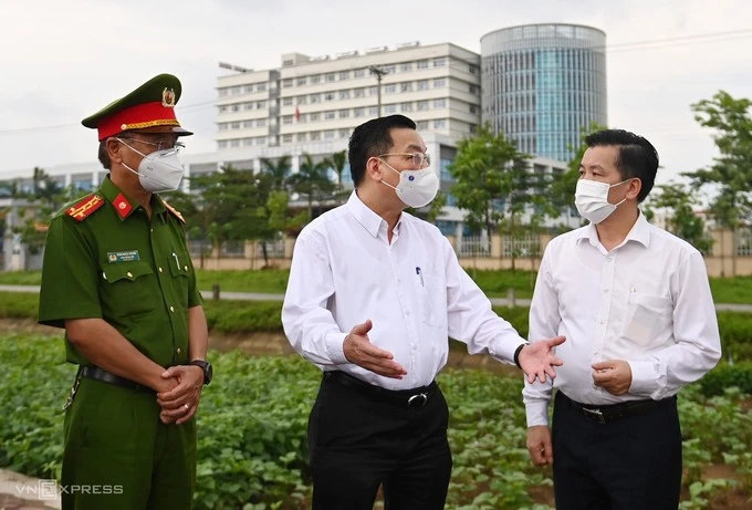 Phong tỏa Bệnh viện bệnh Nhiệt đới Trung ương