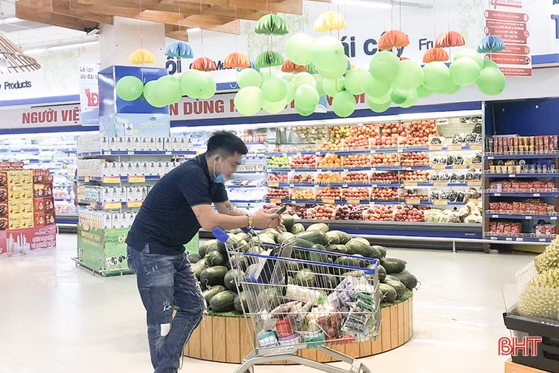 Phòng dịch Covid-19 trong kinh doanh, dịch vụ ở TP Hà Tĩnh: Nơi cảnh giác, chỗ lơ là!