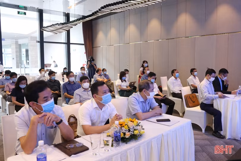 Hà Tĩnh ký hợp tác với doanh nghiệp của Vingroup triển khai ứng dụng trí tuệ nhân tạo trong lĩnh vực y tế