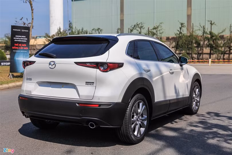 Giá lăn bánh các mẫu SUV mới ra mắt tại Việt Nam